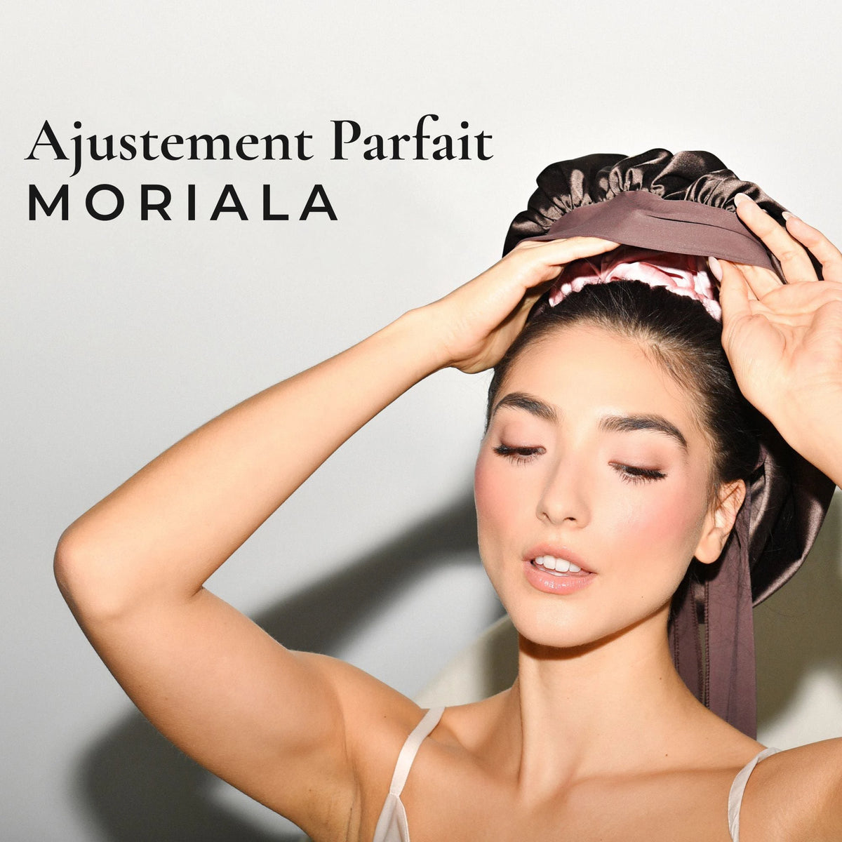 Bonnet à nouer en satin multi-usage